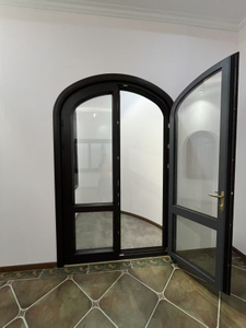 Forest Style Wedding Arch Wooden Frame Outdoor Lawn Crescent Opening Door Indoor Photography Wedding Flower Door
