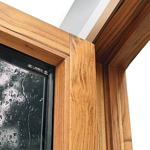 Wood-aluminum clad window corner detail