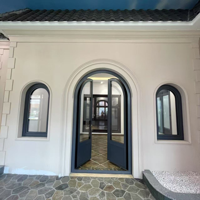 Arched Frame Exterior Door Wood Entry Villa Door Arched for Villa and Hotel