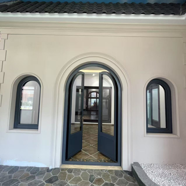 Sunshine Custom-size Aluminium Clad Solid Wood Window for Exterior Use with Great Heat Insulating Effect