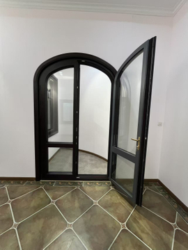 Forest Style Wedding Arch Wooden Frame Outdoor Lawn Crescent Opening Door Indoor Photography Wedding Flower Door