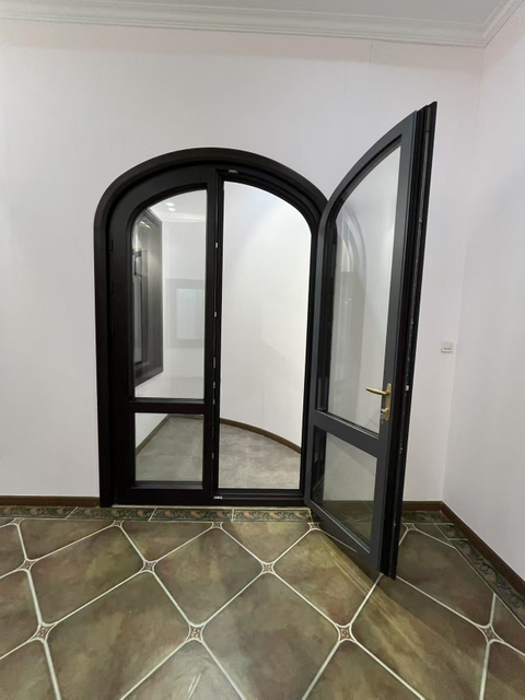Forest Style Wedding Arch Wooden Frame Outdoor Lawn Crescent Opening Door Indoor Photography Wedding Flower Door